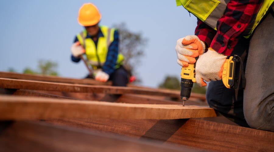 Professional residential roofers in Tuscumbia, MO